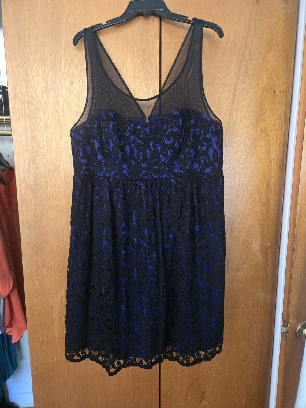 Torrid Black Lace Overlay Dress with Blue/Purple Underlay Size 18